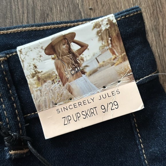 Sincerely Jules Denim Mini Zip Up Skirt NWT - Picture 6 of 7